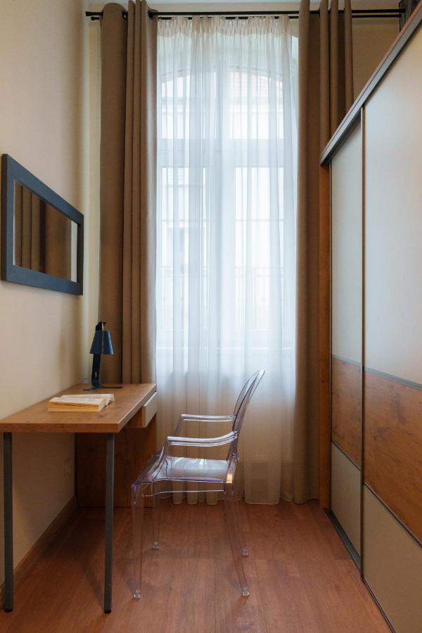 Apartament Inspirujacy - Z Prywatnym Monitorowanym Parkingiem - 4 Osobowy - Space Apart Jelenia Góra Buitenkant foto